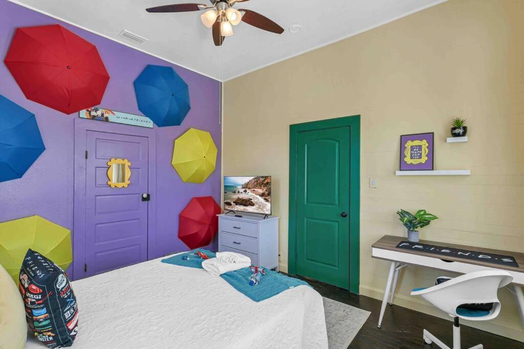 Friends Airbnb Themed 2Bed 2Bath Walkable To All Of Ybor Tampa Exteriör bild